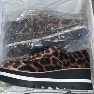 Aldo vellezzo leopard cheetah print platform shoes